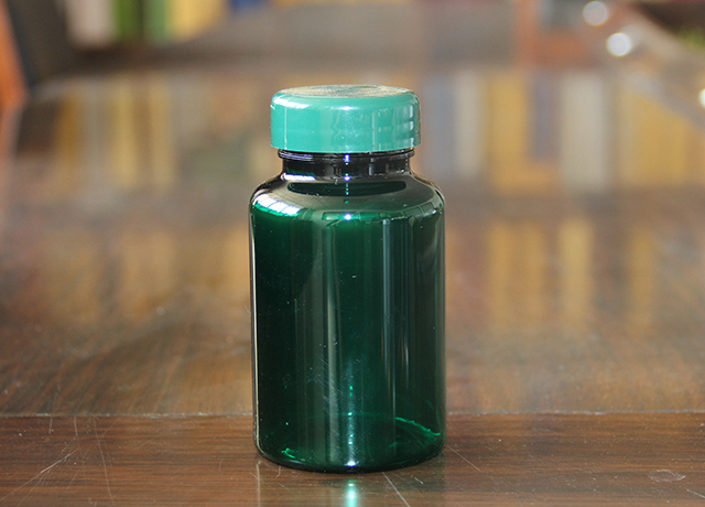 150cc綠色瓶綠色翻蓋 高度96mm  直徑52mm